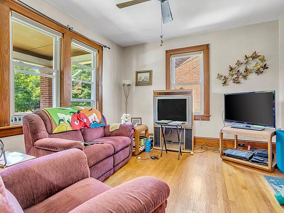 4th image of 3107 Collingwood St NE