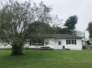 120 Marys Dr, Louisiana, MO 63353