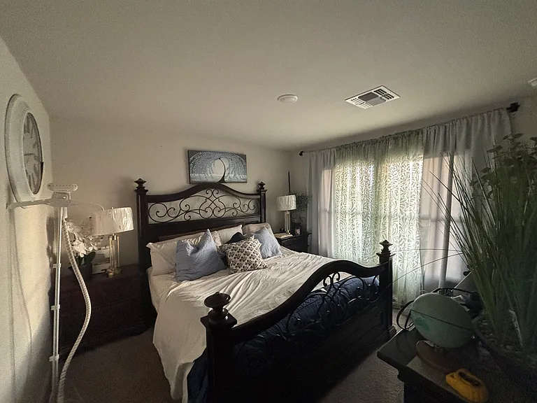 470 Reizen Dr — Photo 3