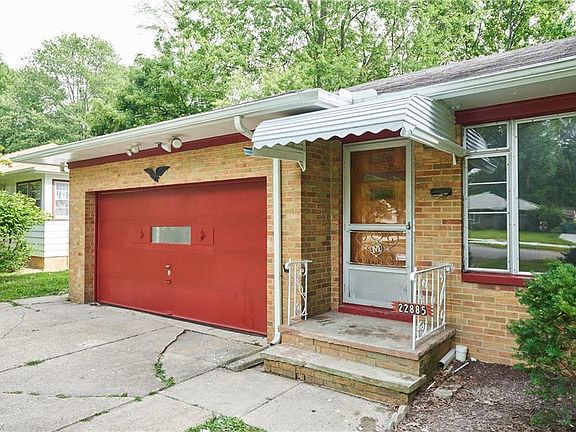 4th image of 22885 Sycamore Dr