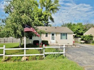 4021 Risedorph St, Burton, MI 48509