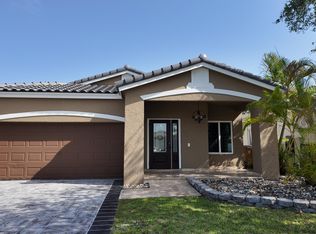 4572 SW 14th St, Deerfield Beach, FL 33442