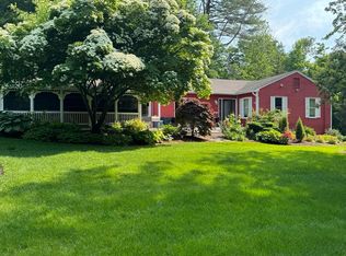 285 Old Enfield Rd, Belchertown, MA 01007