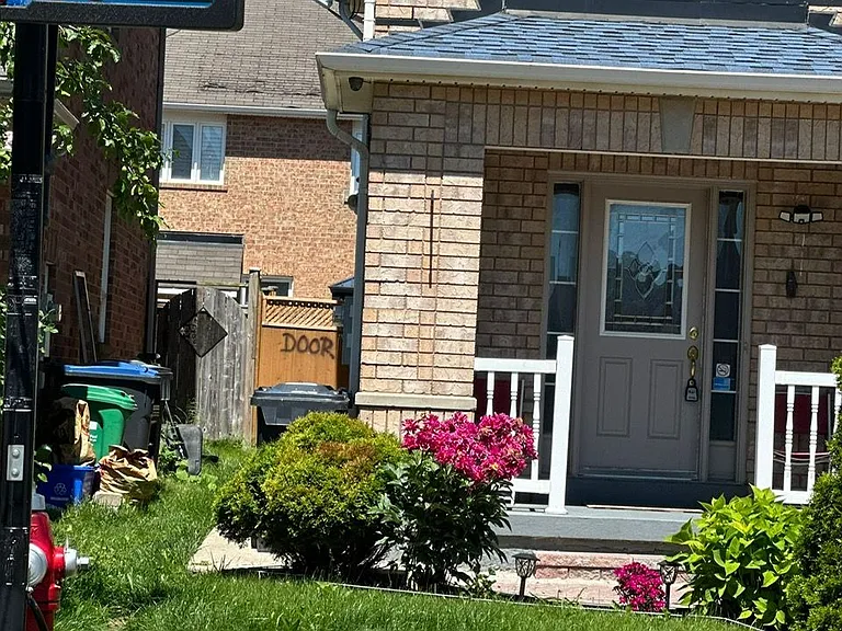 122 Hollingsworth Cir — Photo 3