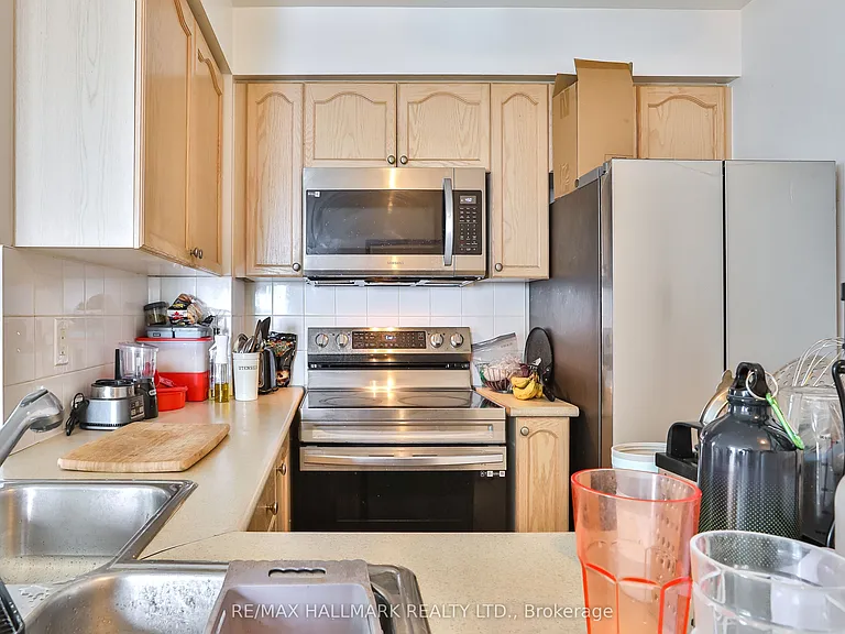 21 Hillcrest Ave #2507 — Photo 3