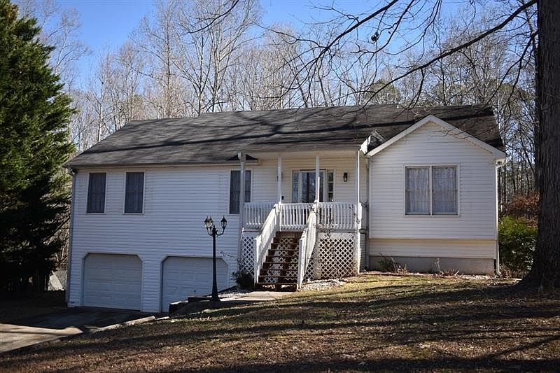 1st image of 18 Wembley Dr