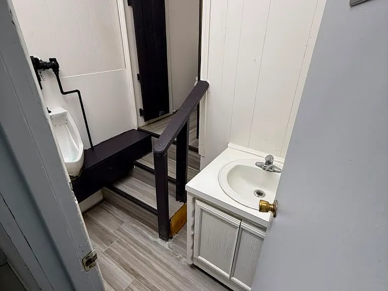 1406 N Beverly Dr — Photo 10