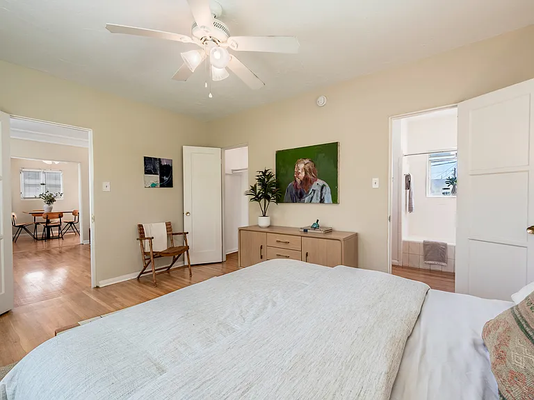 3521 E 2nd St #1 — Photo 18
