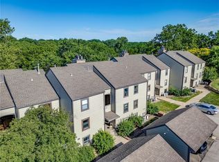 1316 Westbrooke St, Lawrence, KS 66049