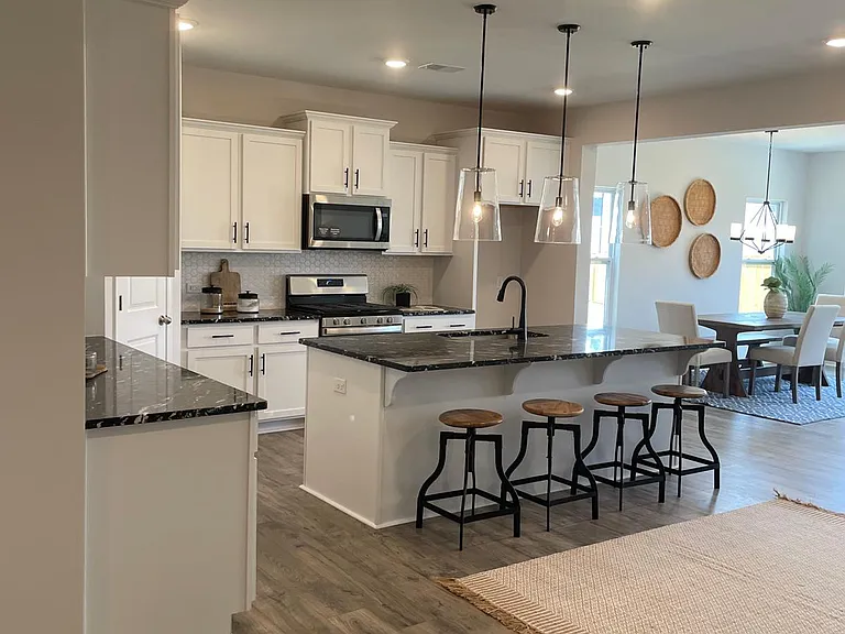 504 Purple Finch Rd — Photo 4