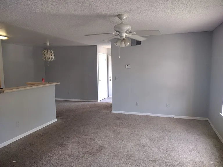 6178 Westgate Dr #204D — Photo 2