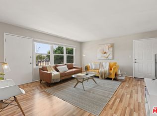 3321 1/4 W 77th St, Los Angeles, CA 90043