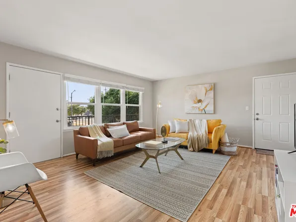 3321 1/4 W 77th St, Los Angeles, CA 90043