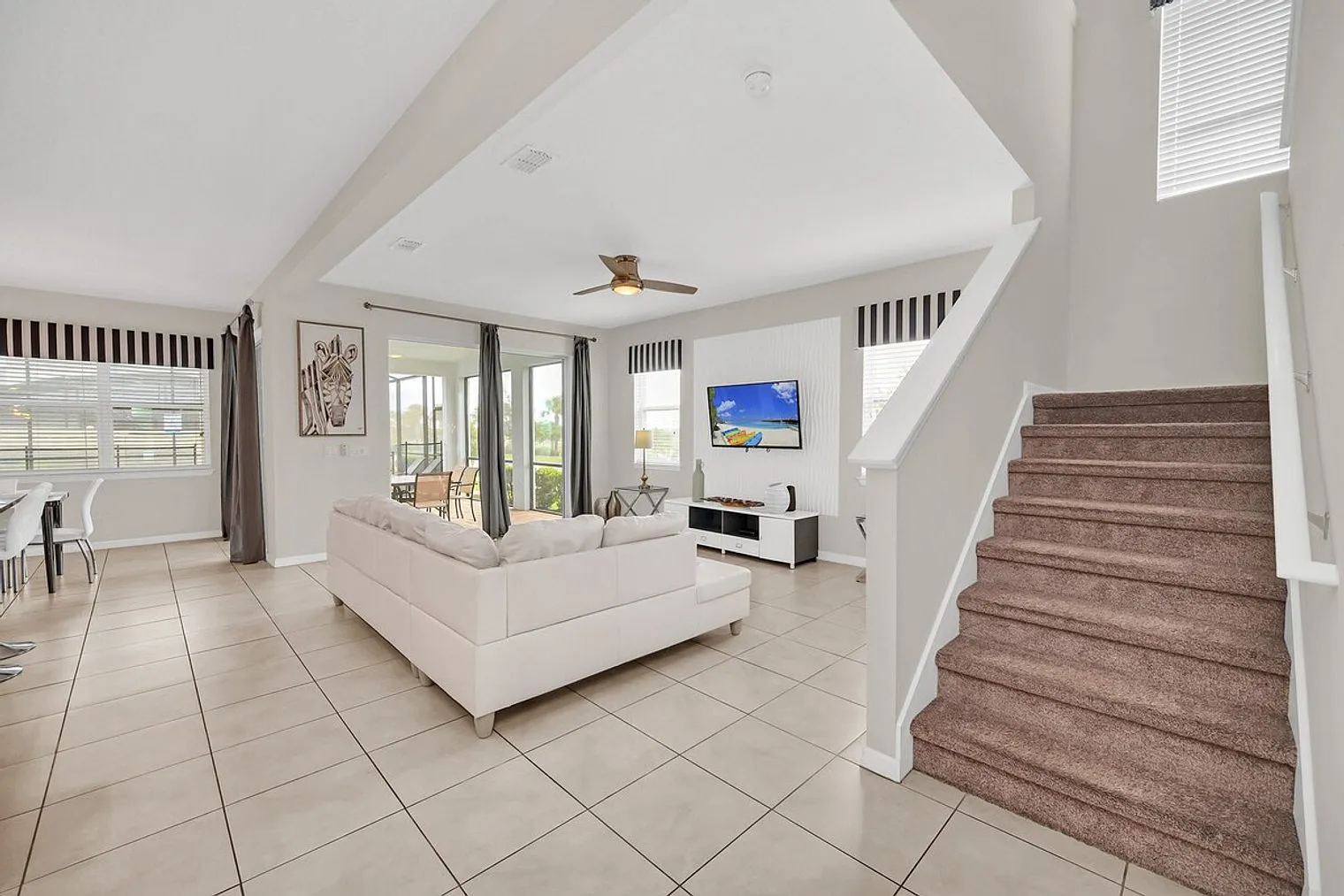 6 bed, 5.0 bath, 2755 sqft, $5,149 — Photo 4