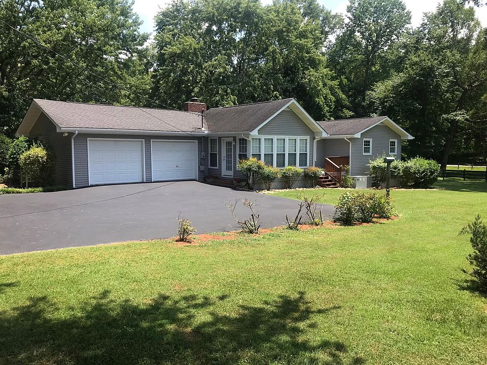 1st image of 3412 Middleford Dr