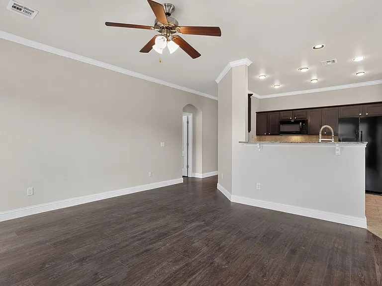 13113 Camden Dr — Photo 19
