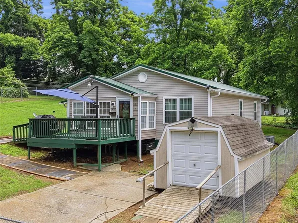 410 E Louise Ave, Morristown, TN 37813