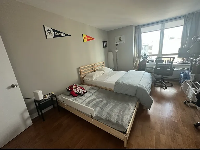 3440 N Lakeshore Dr #2001 — Photo 13