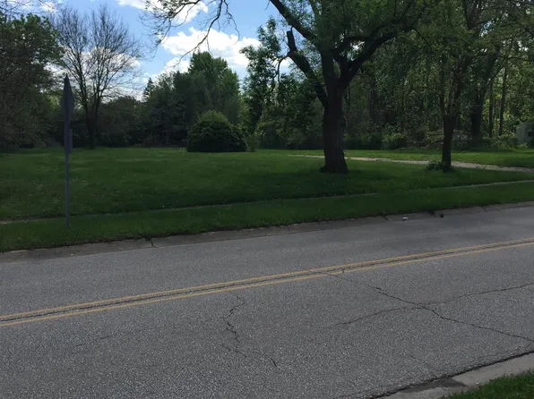 334 E Clark St, Davison, MI 48423