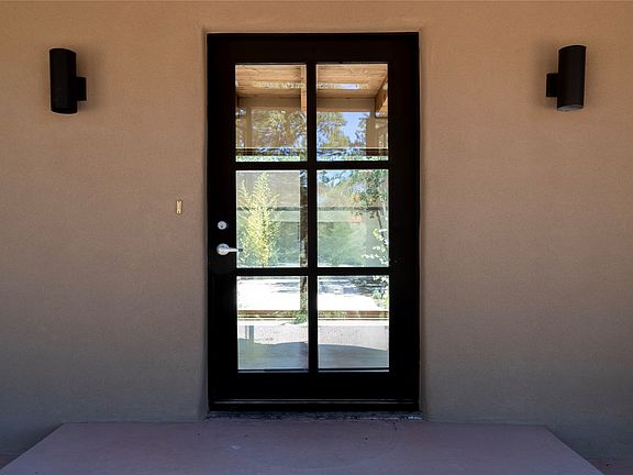 2nd image of 35 Canchal