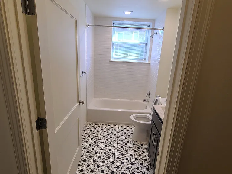 5000-5040 New Hampshire Ave NW #201-05 — Photo 5