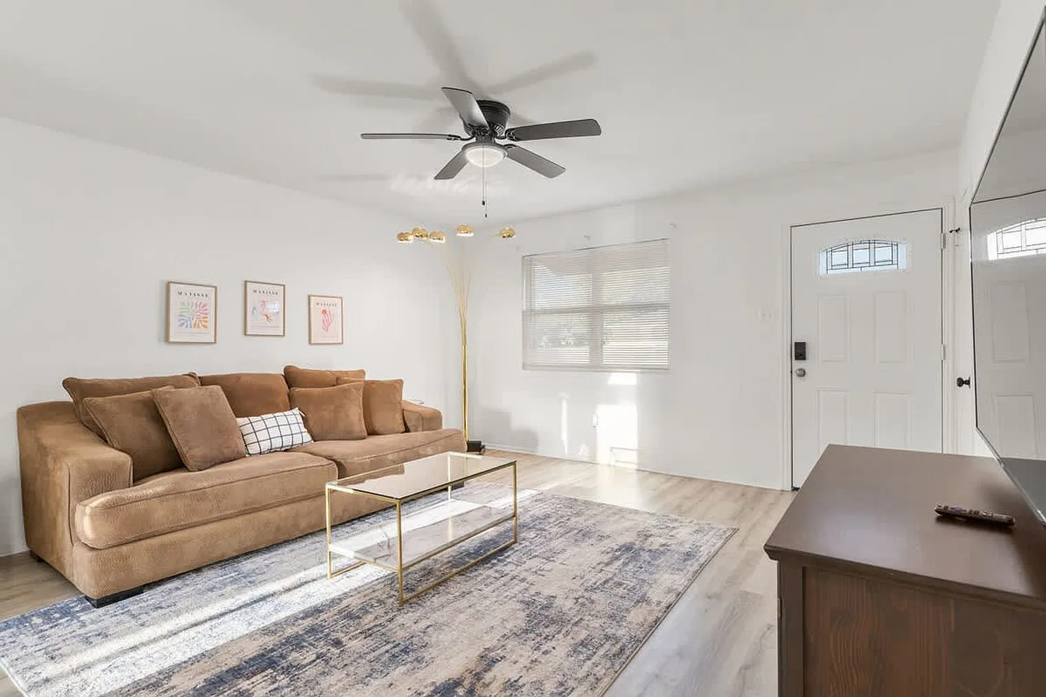 2 bed, 1.0 bath, 850 sqft, $3,046 — Photo 3