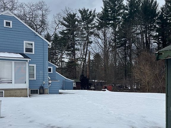 3rd image of 278 Shawsheen Ave