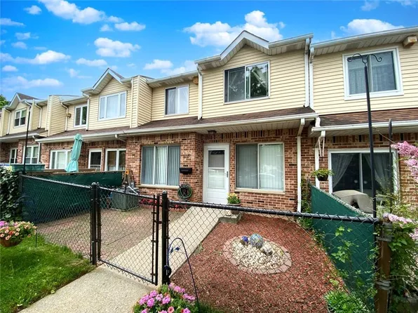 508 Miles Ave, Staten Island, NY 10308