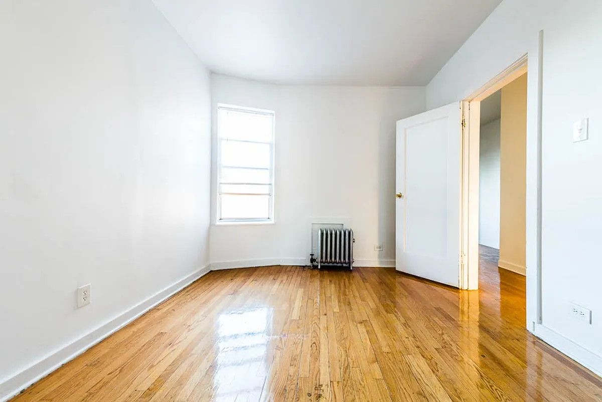 Building Photo - 8200 S Ingleside