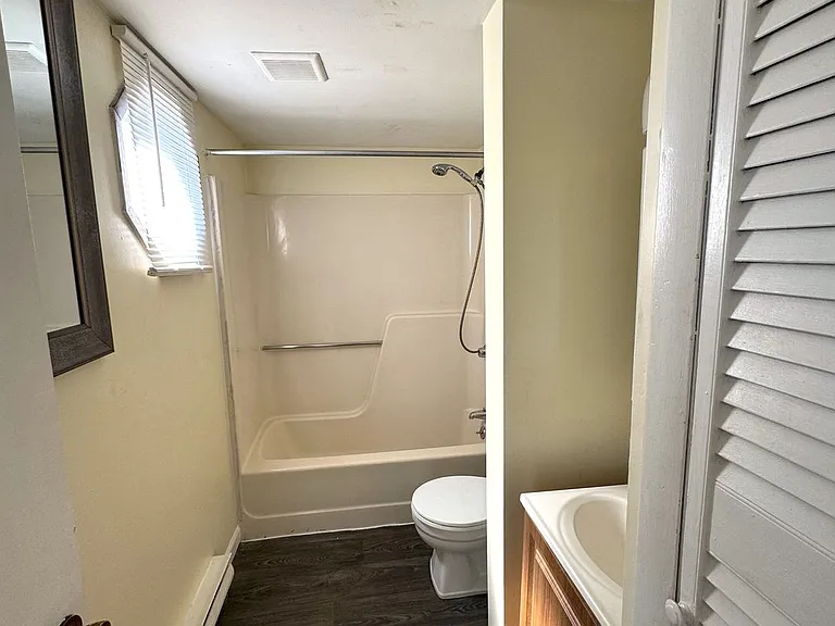 Tilton Apartments — Photo 2