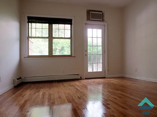 Rented by EXR | media 1