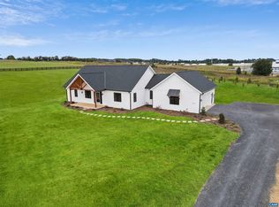 1416 Ladd Rd, Waynesboro, VA 22980