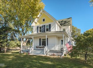 3714 E 28th Rd, Sheridan, IL 60551