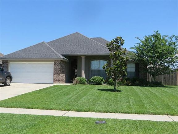 3rd image of 222 W Pin Oak Dr