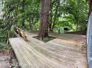 2732 Louisiana Ave, Pittsburgh, PA 15216