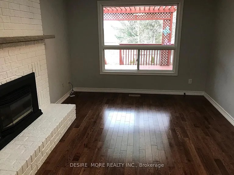 54 Mayfair Dr N #SE — Photo 36