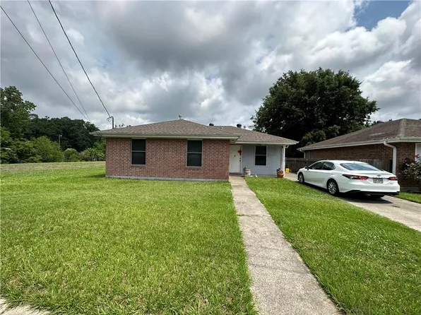 3000 Farmsite Rd, Violet, LA 70092