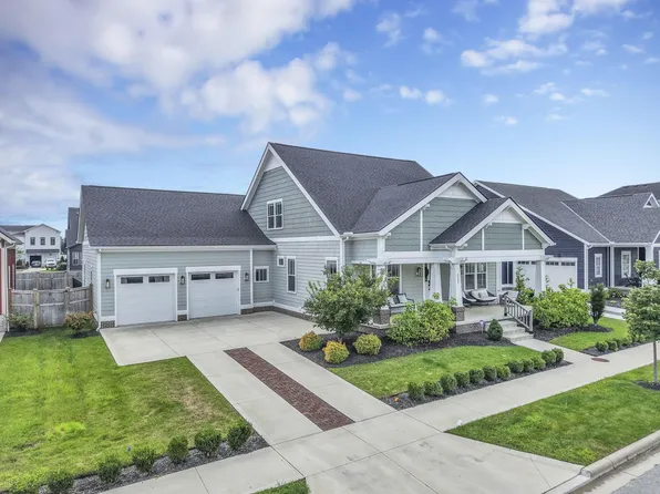 2304 Linden St, Lewis Center, OH 43035