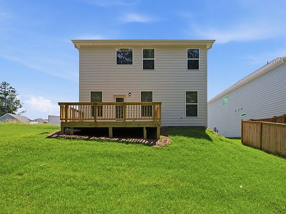 5th image of 29 Cedar Dr