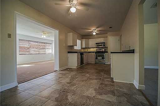 3rd image of 2508 Middlecoff Dr