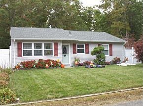 2nd image of 303 Candle Lake Dr