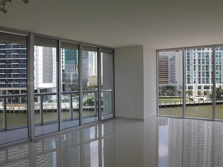 465 Brickell Ave #502 — Photo 2