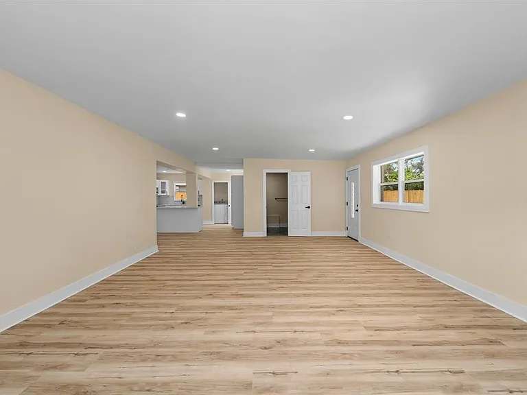 10707 N Rome Ave — Photo 20