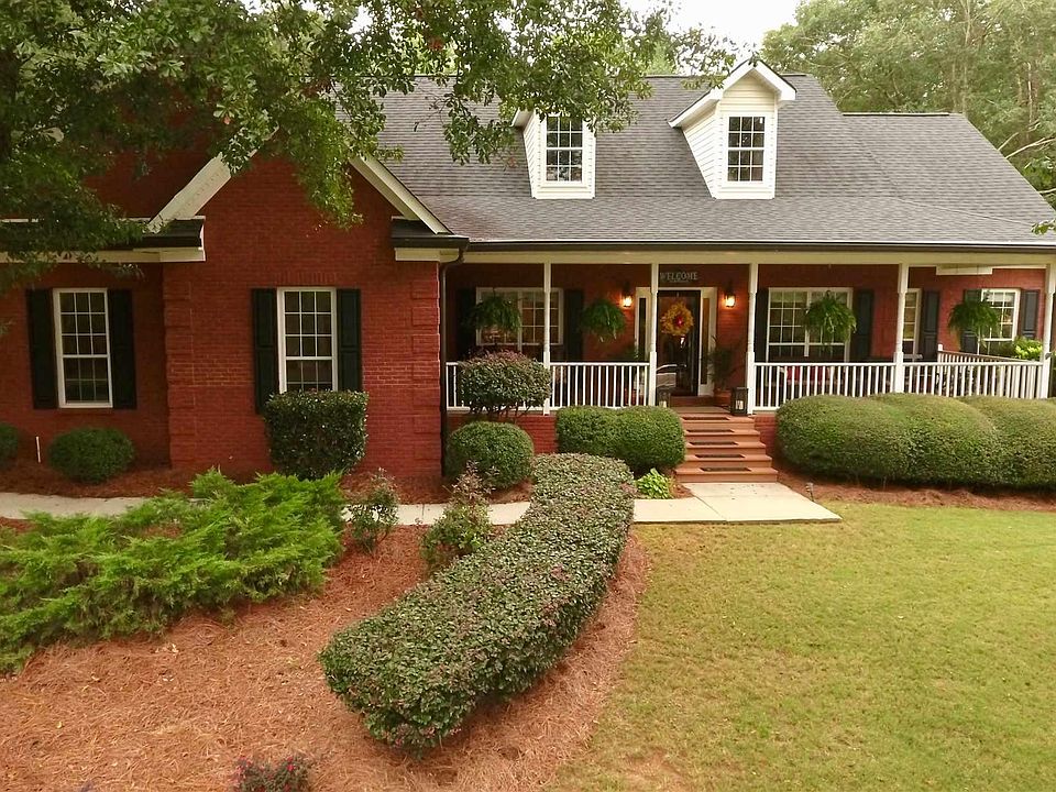 1st image of 143 Highland Park Dr