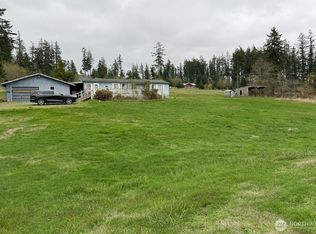 2192 Nautilus Rd, Freeland, WA 98249