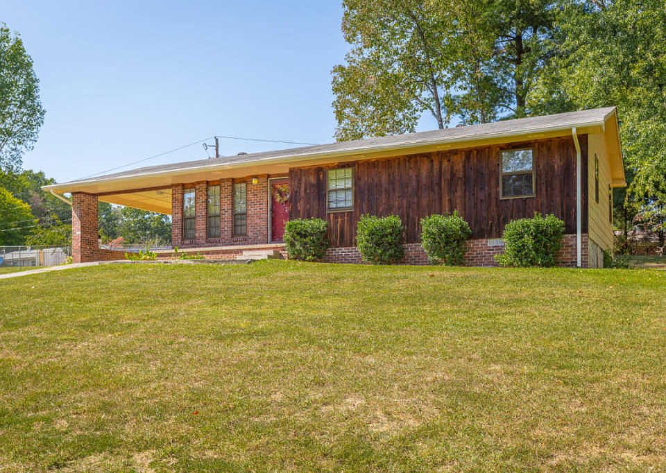 1st image of 7707 E Village Ln