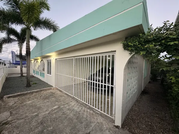 378 Calle Fortaleza 404b, Toa Baja, PR 00949