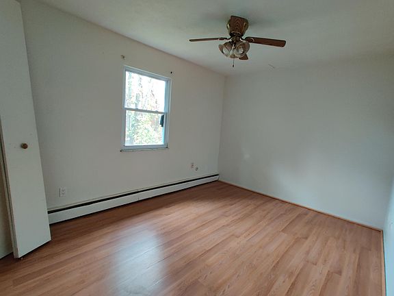 4th image of 1143 Douglass Ave