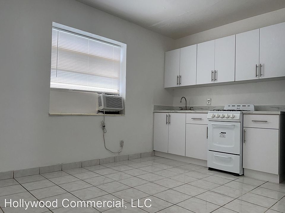 2nd image of 504 3rd St #11246142