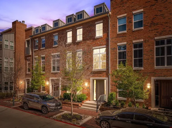 7700 Eastern Ave Unit 203, Dallas, TX 75209